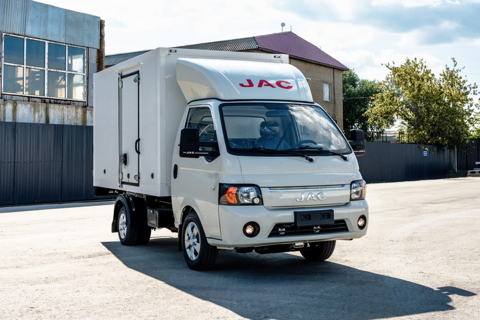 Выберите свой JAC